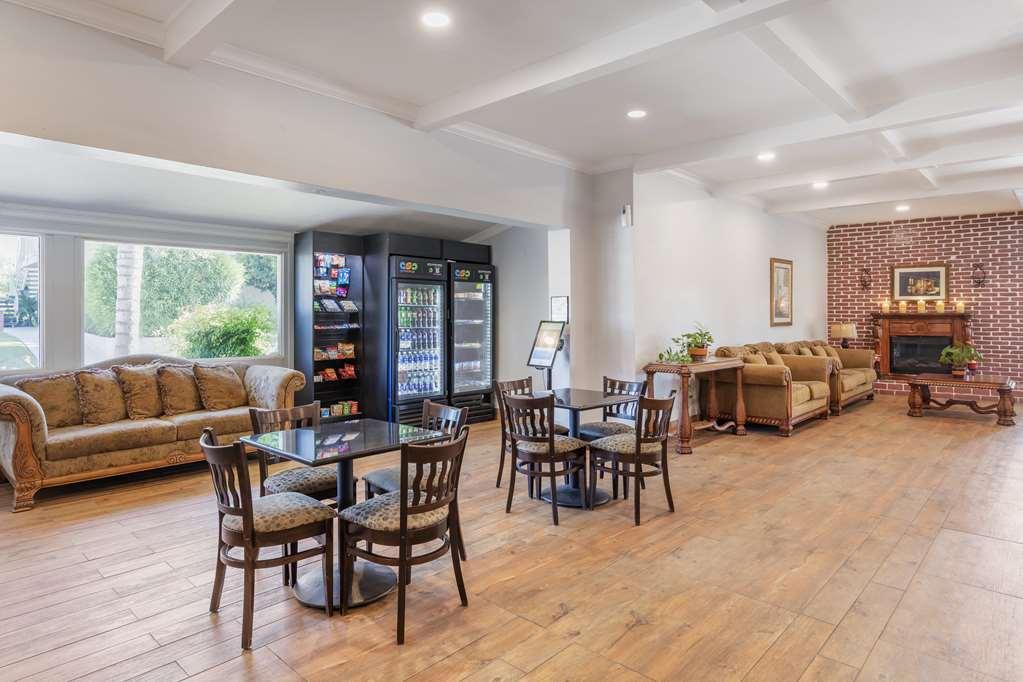 Best Western Plus Hill House Bakersfield Interior photo