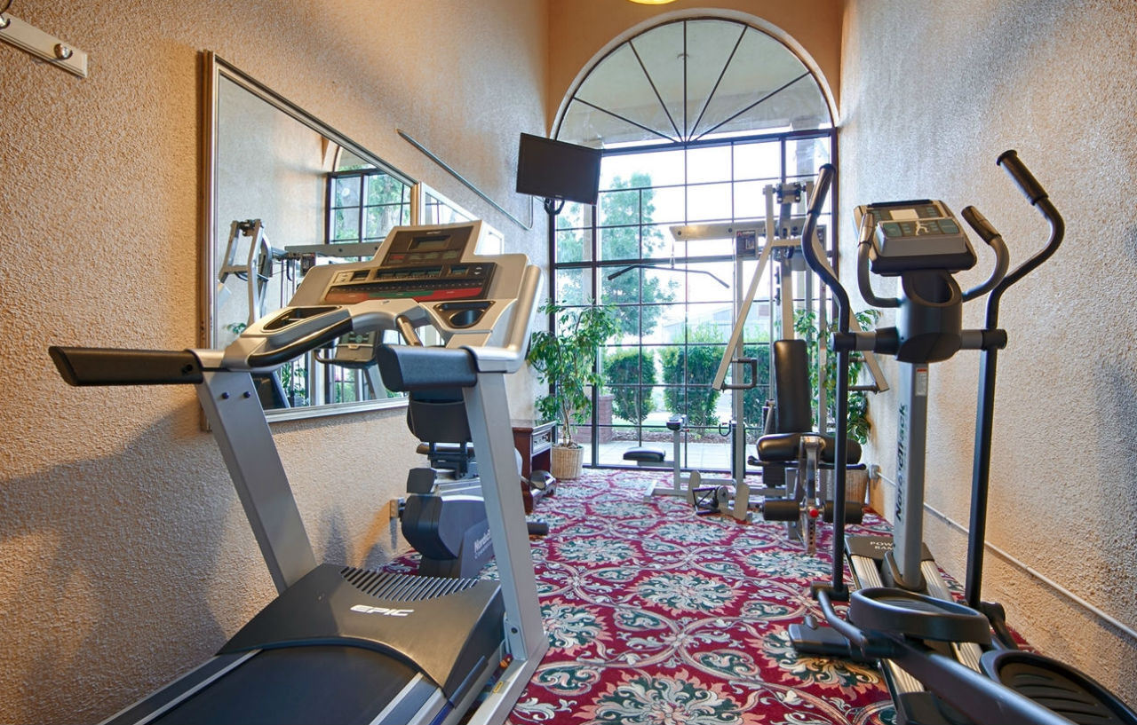 Best Western Plus Hill House Bakersfield Exterior photo